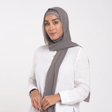 Emiratie Chiffon with Bonnet -Warm Greige