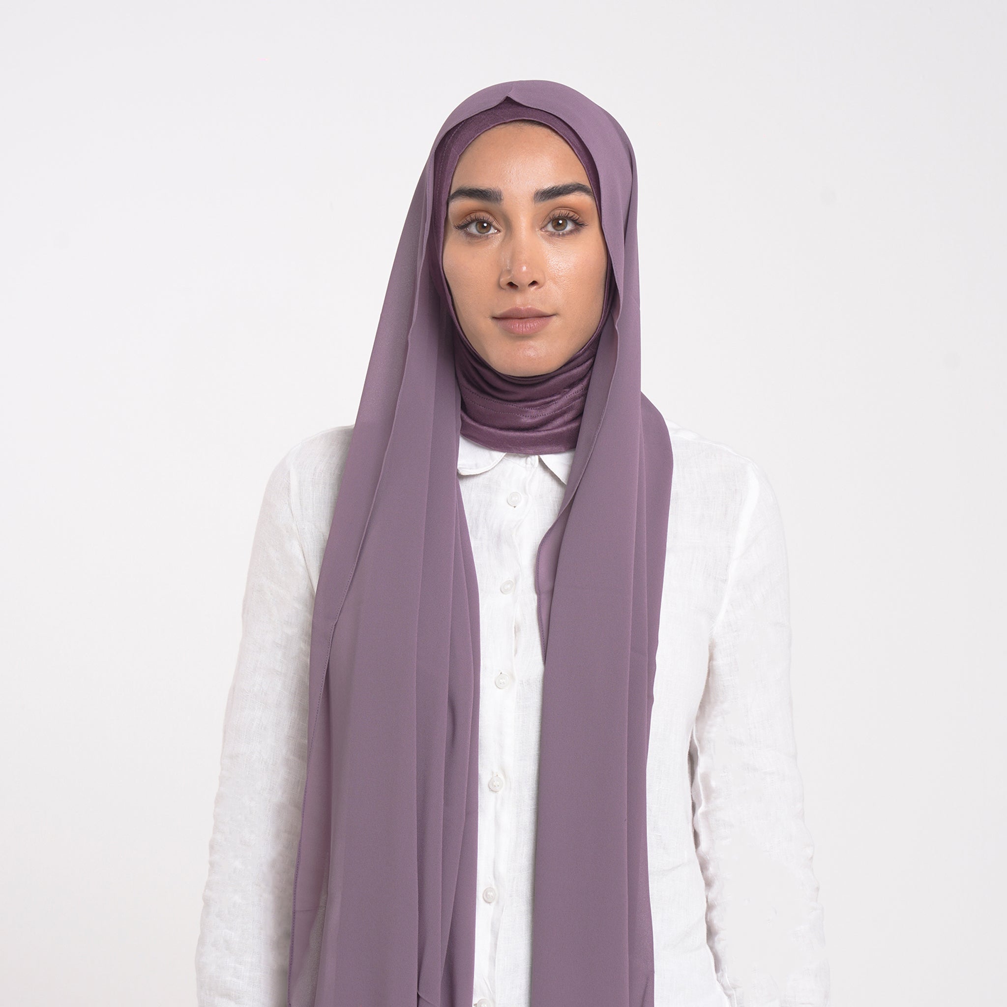 Emiratie Chiffon with Bonnet -Dusty Mauve