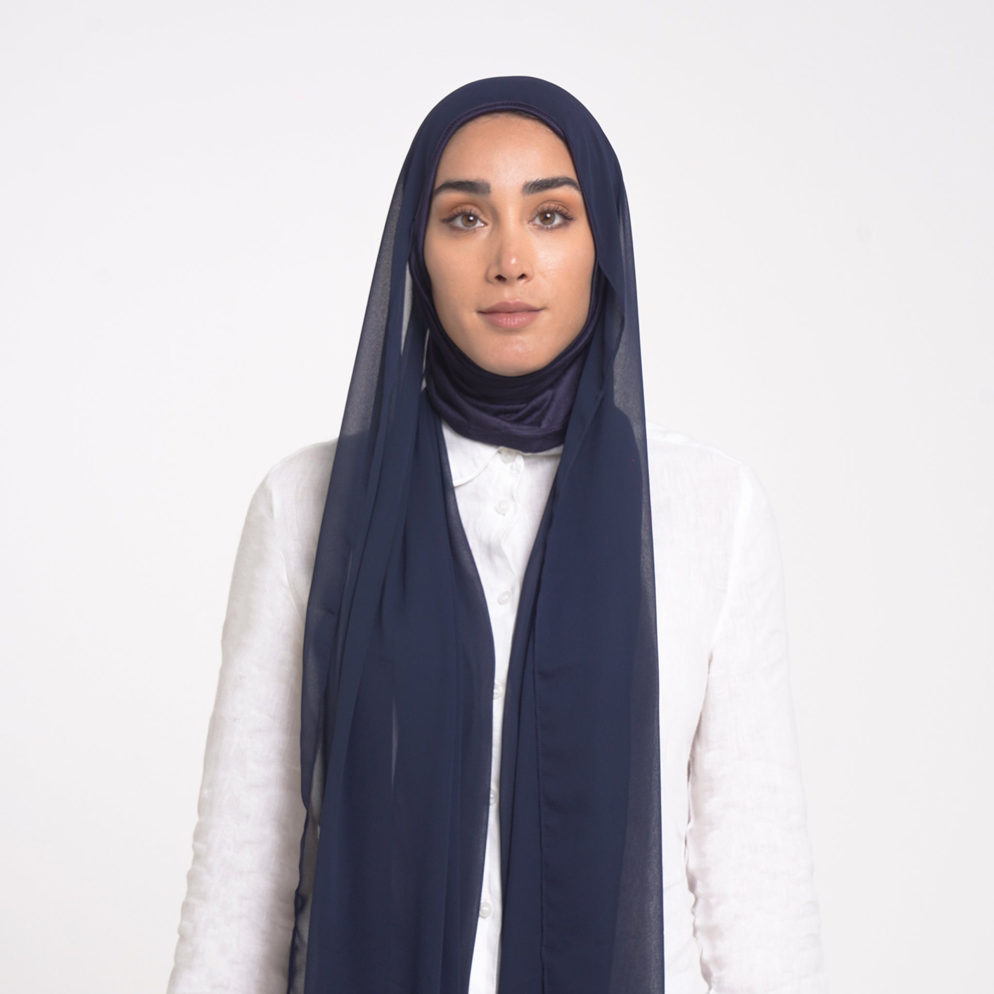 Emiratie Chiffon with Bonnet -Midnight Navy