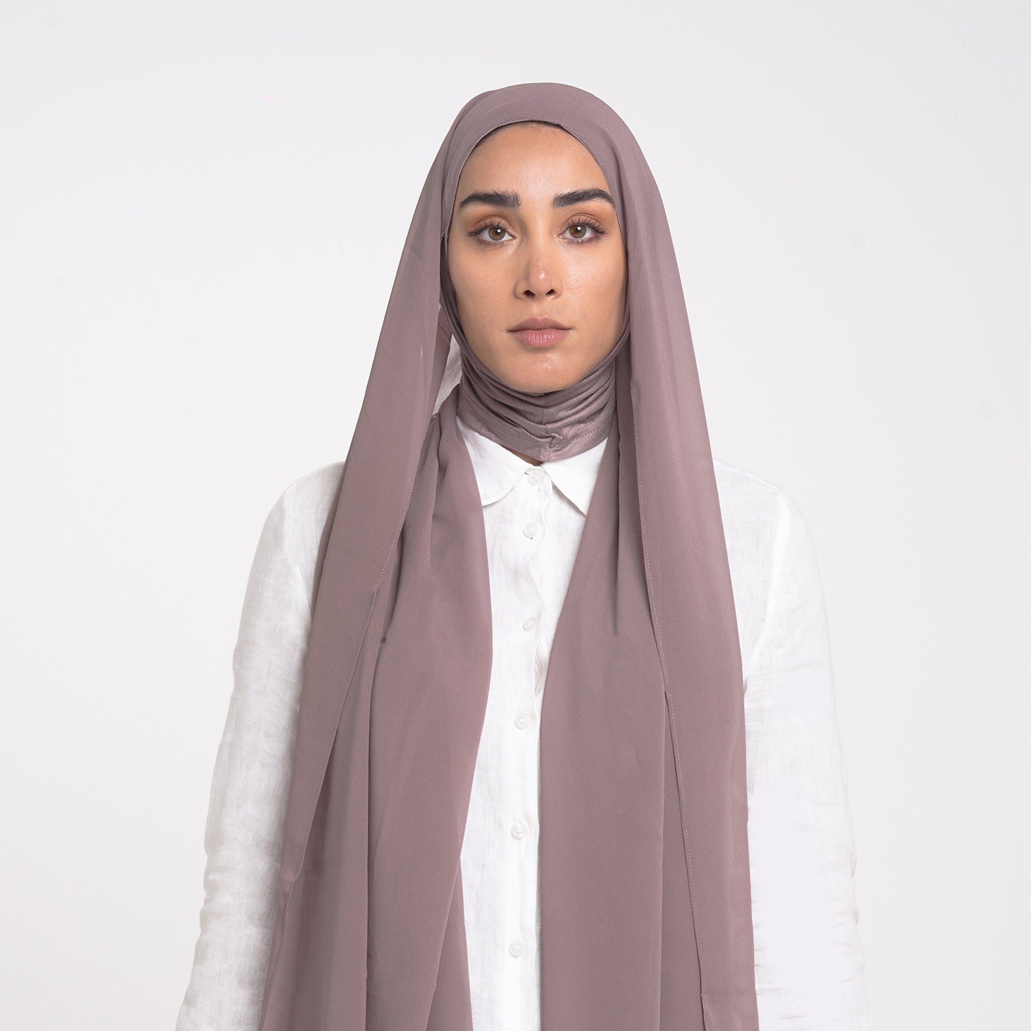Emiratie Chiffon with Bonnet -Mauve Taupe