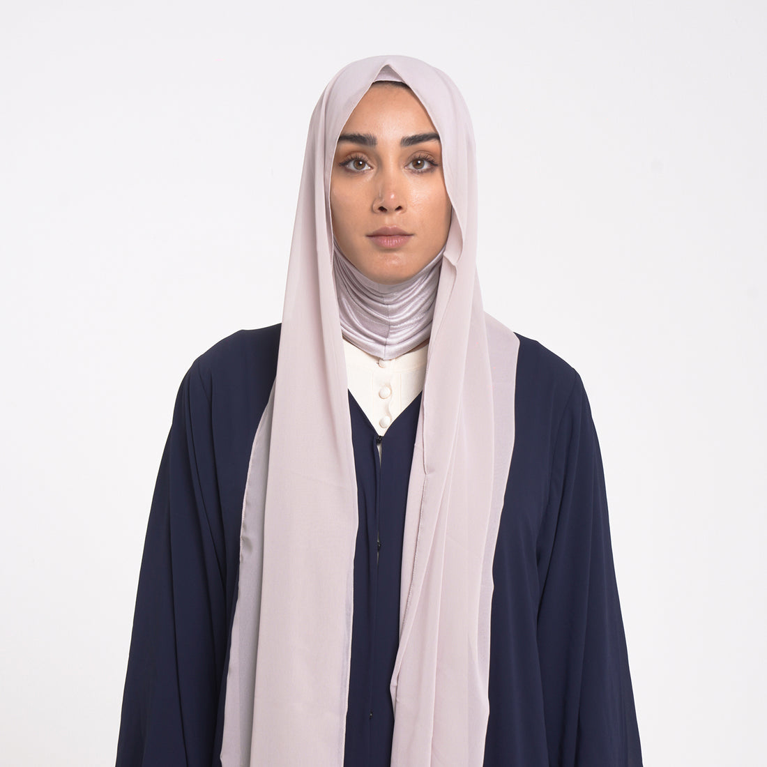 Emiratie Chiffon with Bonnet -Pearl Blush