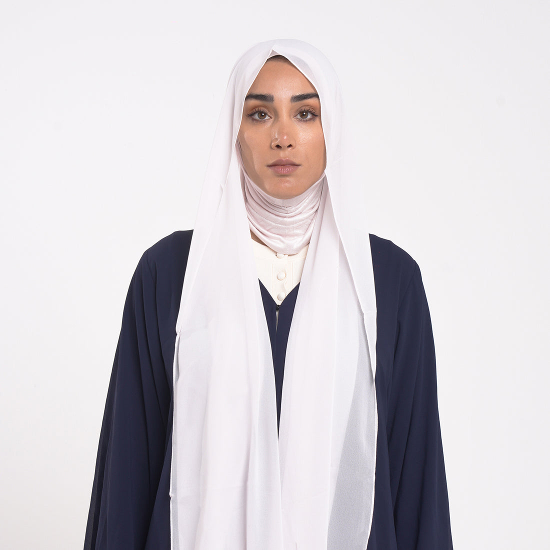 Emiratie Chiffon with Bonnet -Snow Blush